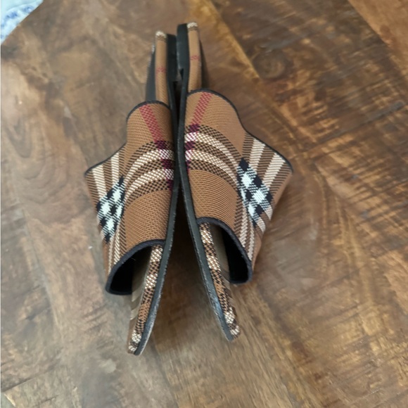 Burberry Wilma Check Flat Slide Sandals On Leather Size 37 - Picture 6 of 7